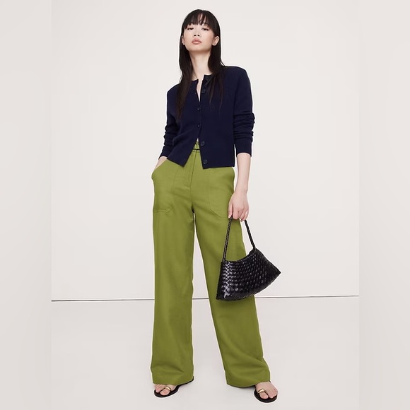 NWT! Banana Republic Cedar Olive Green High-Rise Wide-Leg Studio Pant - 12 LONG
